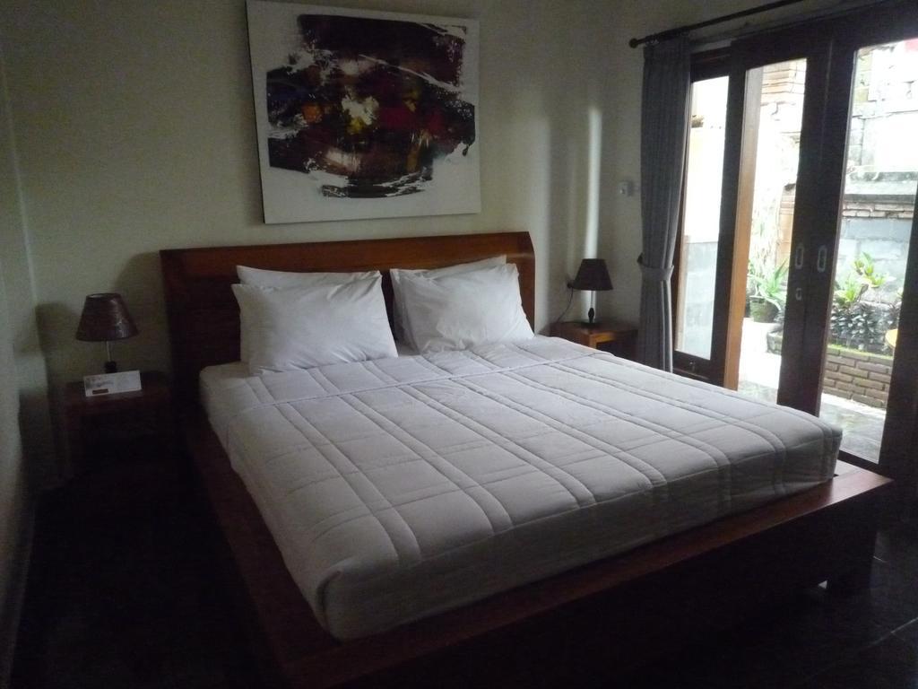 Pratama House Apartamento Ubud Exterior foto