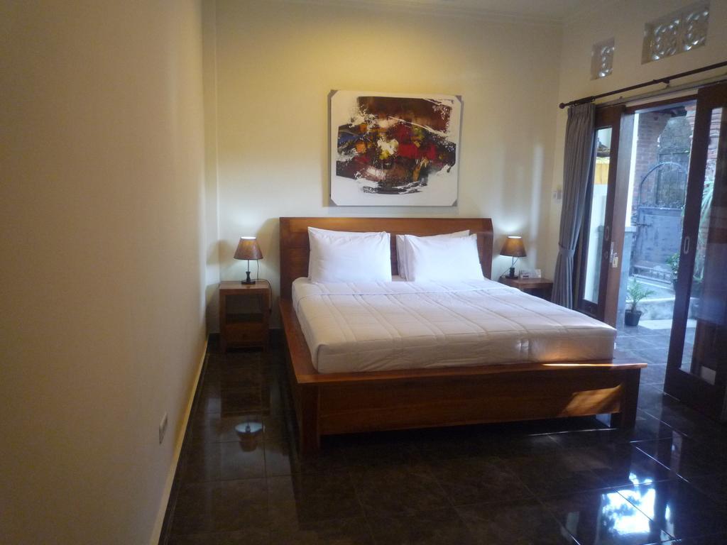 Pratama House Apartamento Ubud Exterior foto