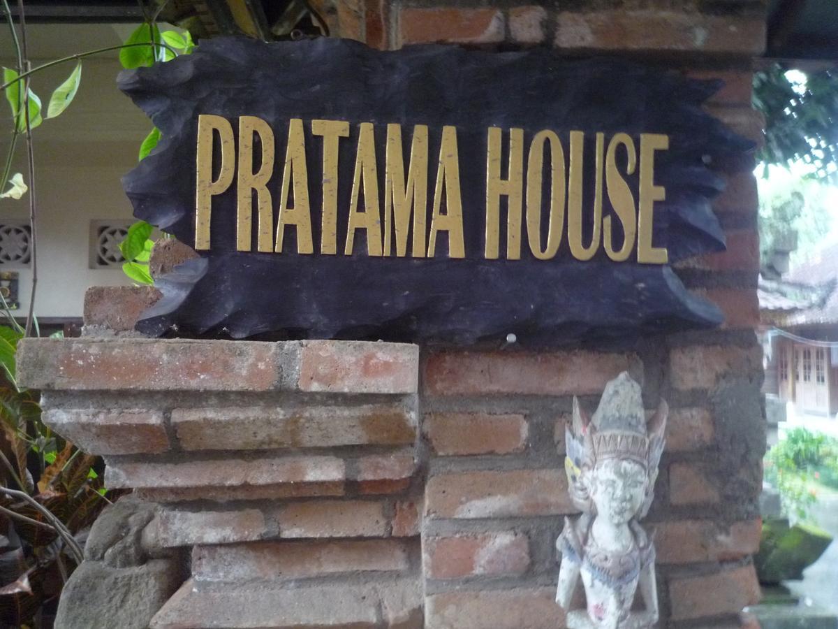 Pratama House Apartamento Ubud Exterior foto